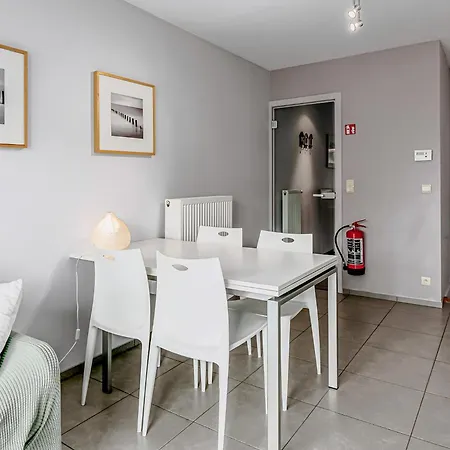 Apartment Rene Magritte 0302