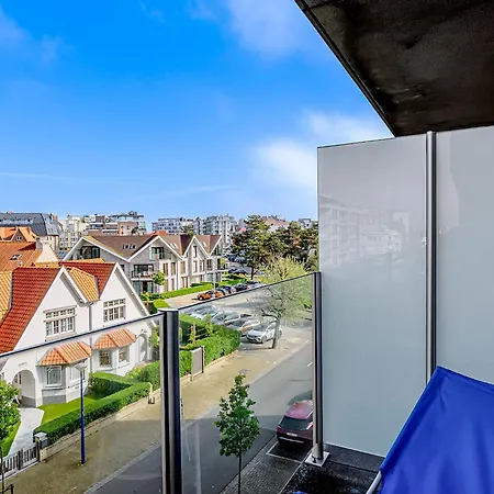 Rene Magritte 0302 Апартаменты